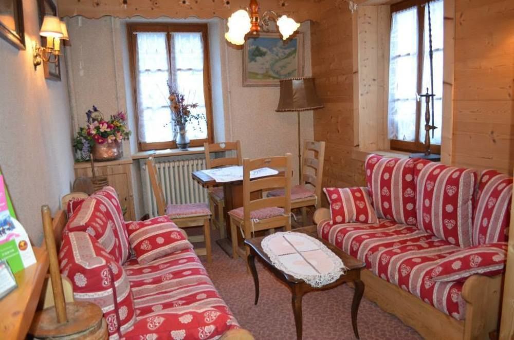 Les Touristes Hotel Abondance Luaran gambar