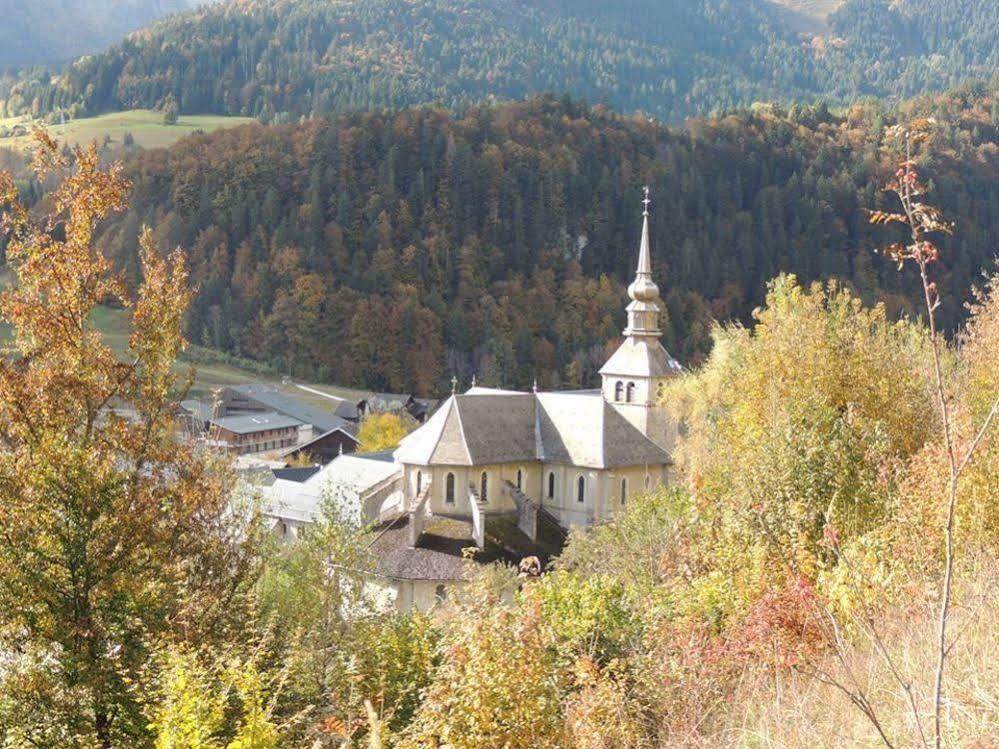 Les Touristes Hotel Abondance Luaran gambar